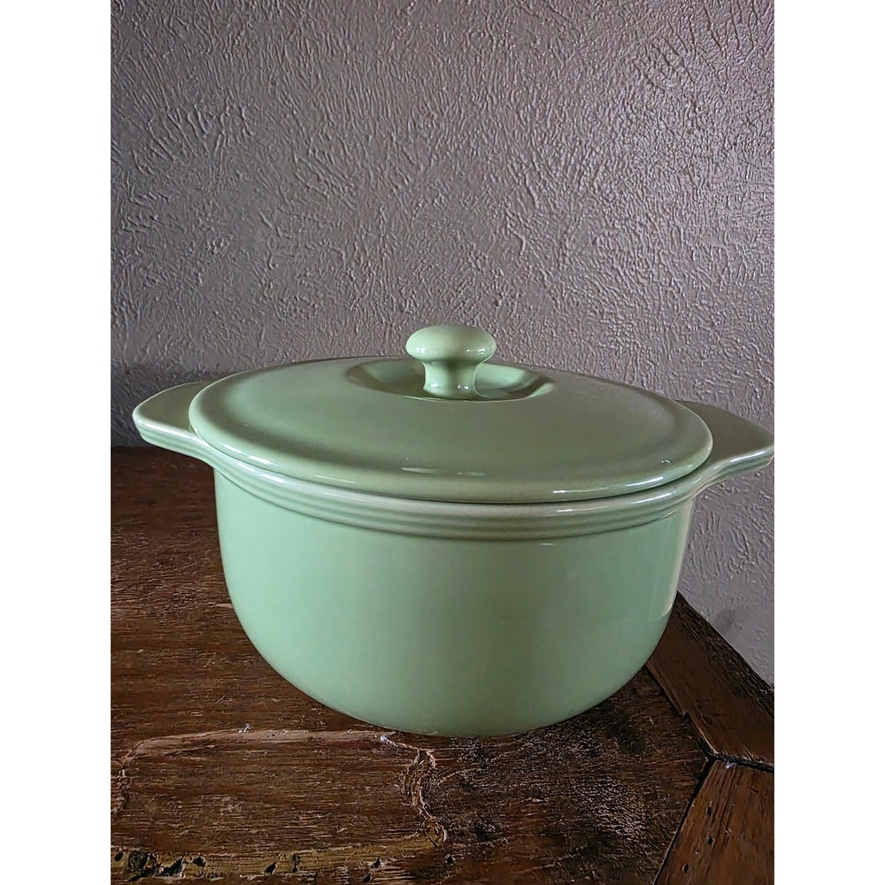 Chantal Sage Green Stoneware Casserole Dish with Lid 1.75 Qt 93-CS173R